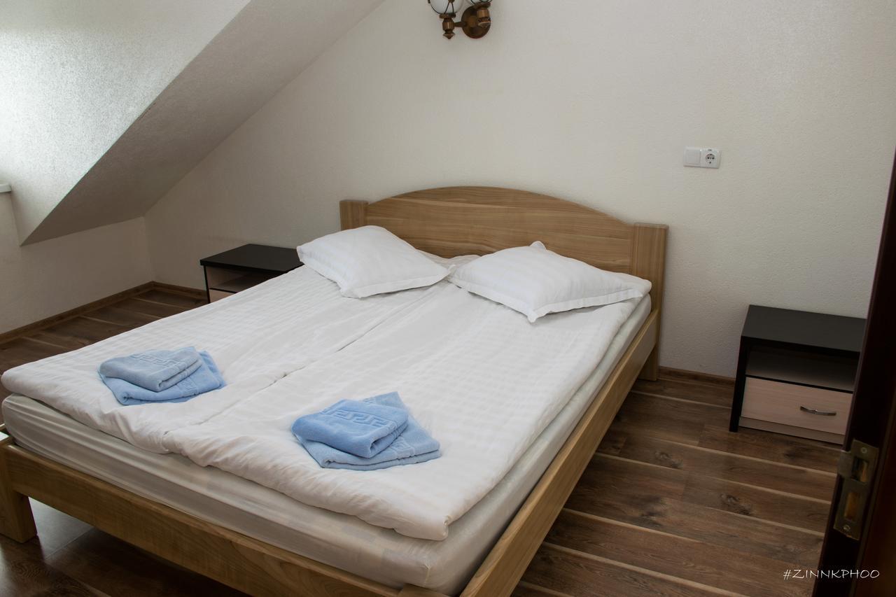 Kedem Hotel Lipiny Esterno foto
