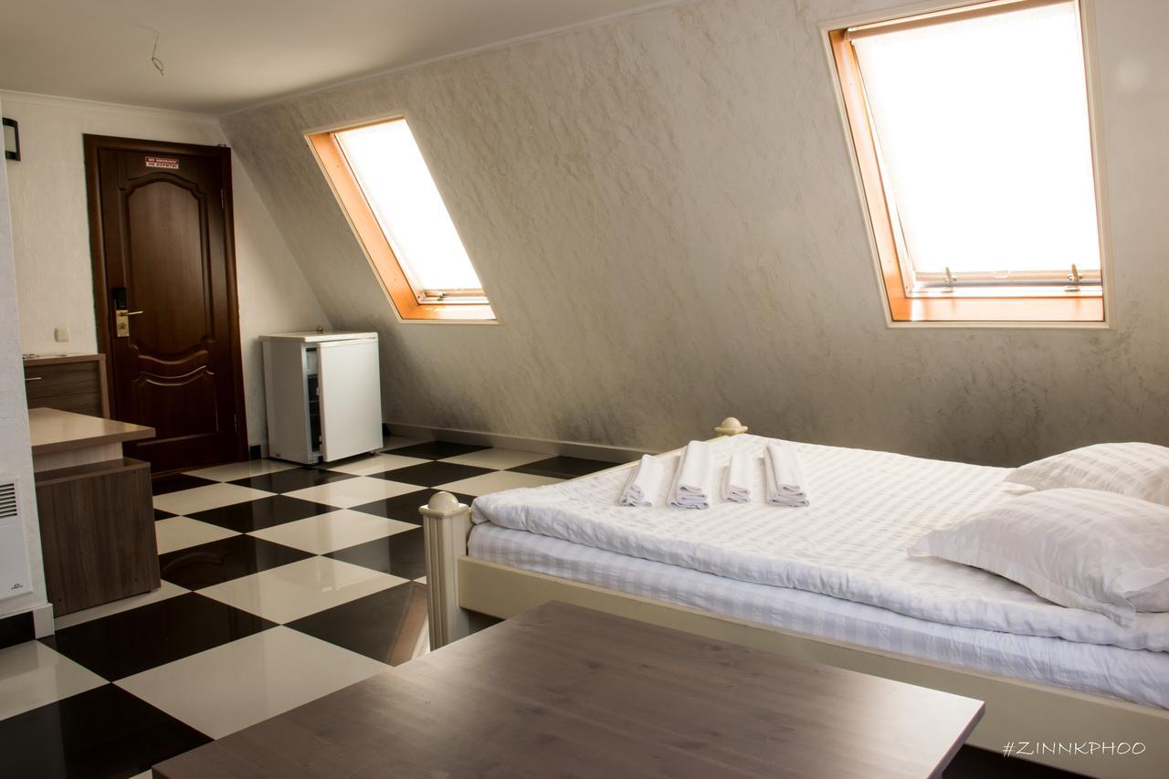 Kedem Hotel Lipiny Esterno foto