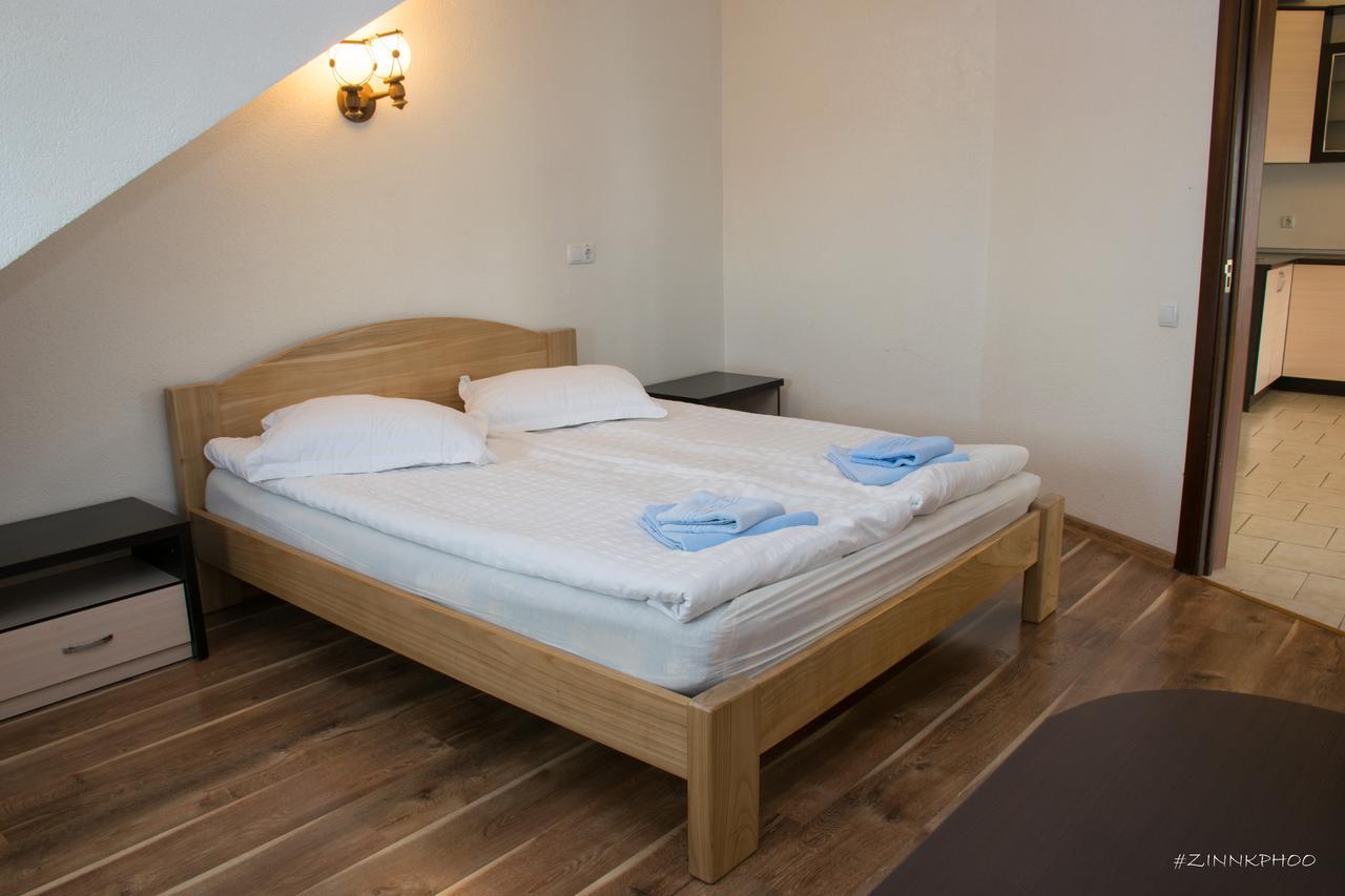 Kedem Hotel Lipiny Esterno foto